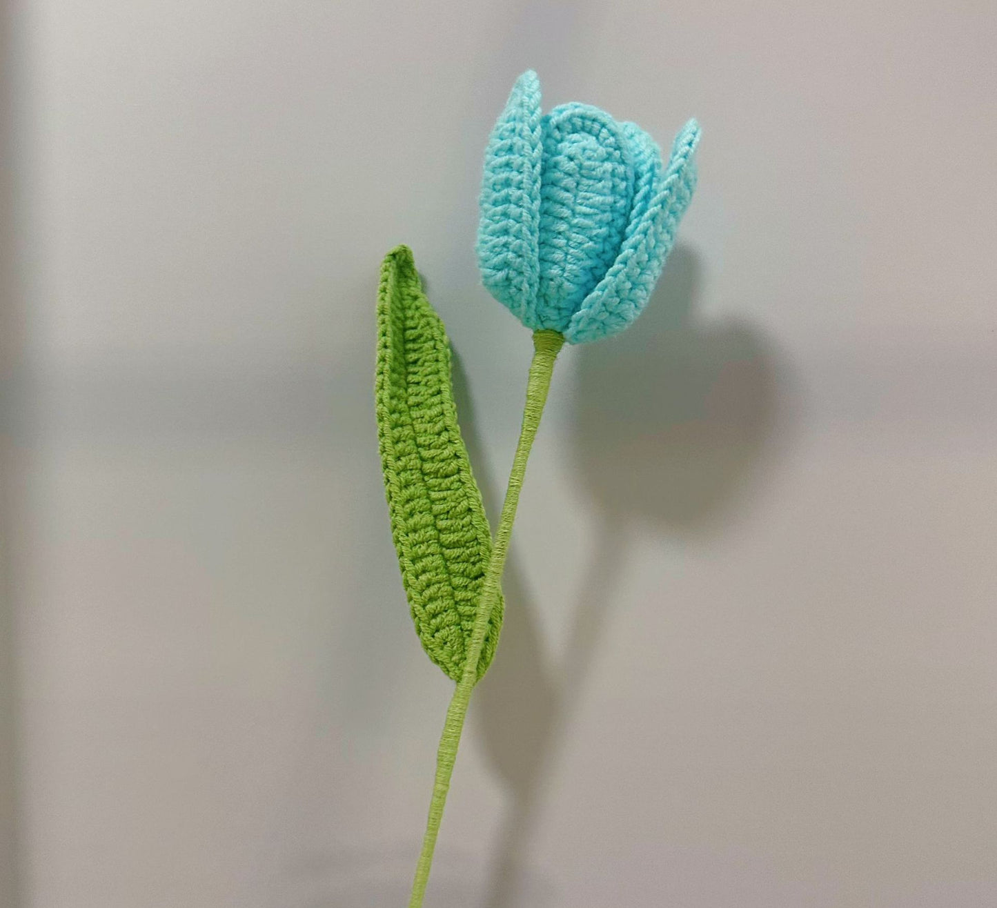 Handmade Crochet Petal Tulip Bouquet – Knitted Yarn Potted Flowers for Home Decor & Gifts