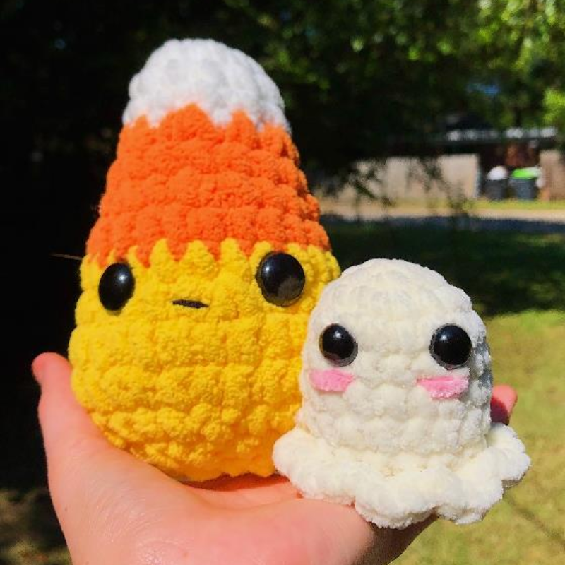 Lilartistbri Candy corn Ghost Pattern
