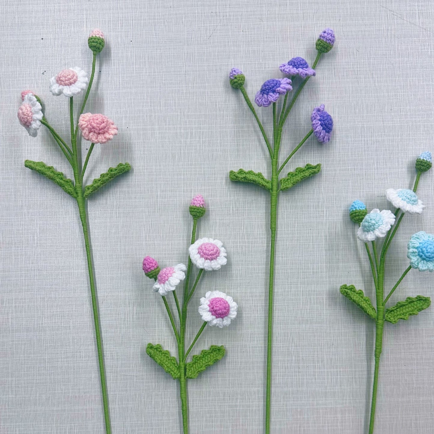 Handmade Crochet Daisy Bouquet – Multi-Stem Knitted Yarn Flowers for Gifts & Home Decor