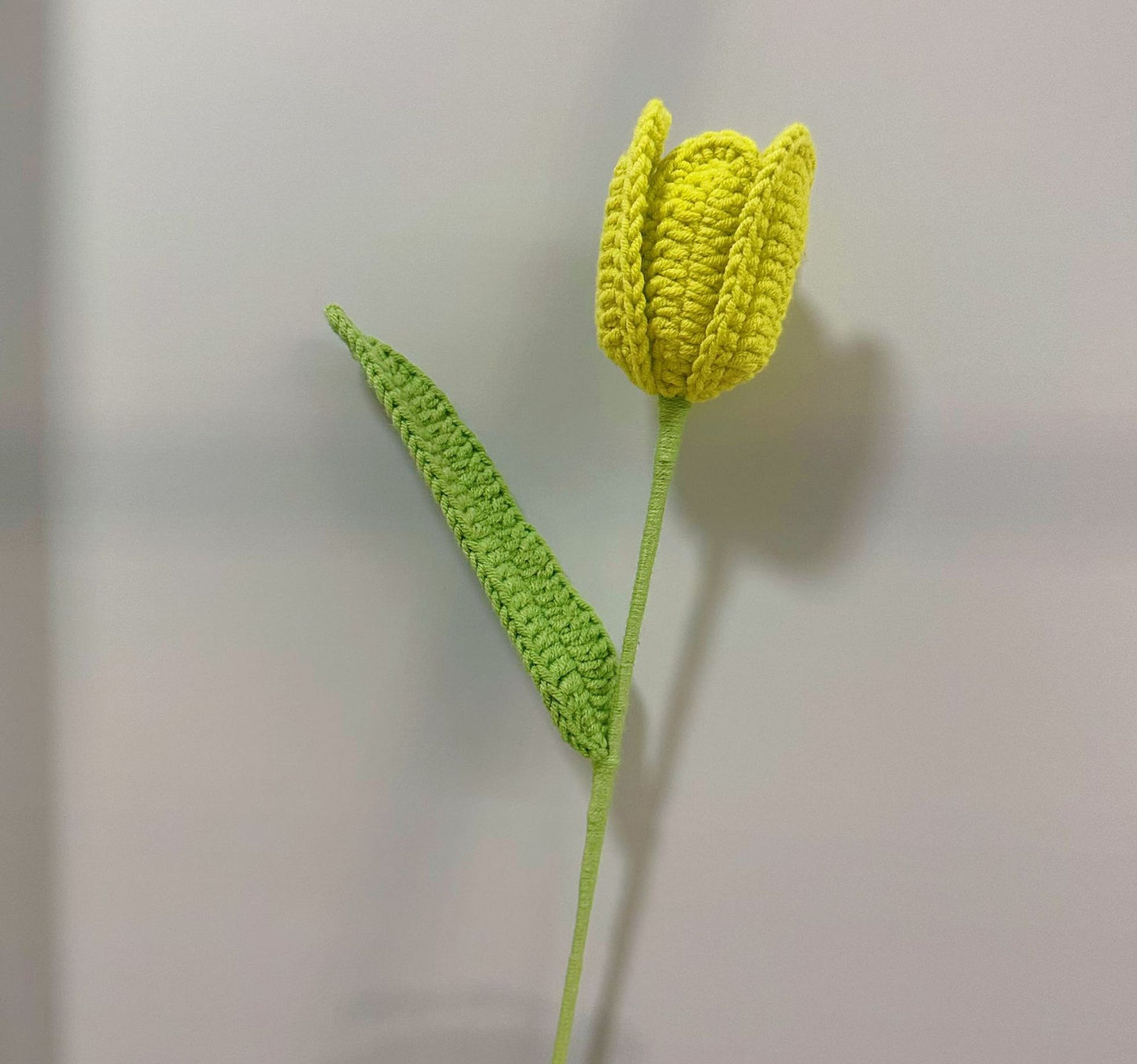 Handmade Crochet Petal Tulip Bouquet – Knitted Yarn Potted Flowers for Home Decor & Gifts
