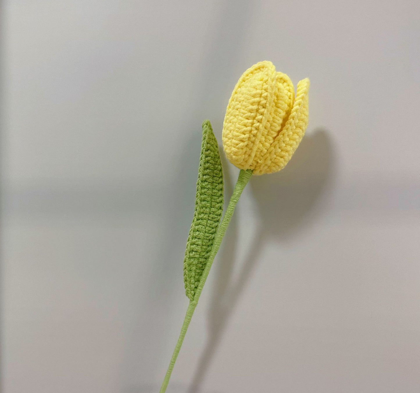 Handmade Crochet Petal Tulip Bouquet – Knitted Yarn Potted Flowers for Home Decor & Gifts