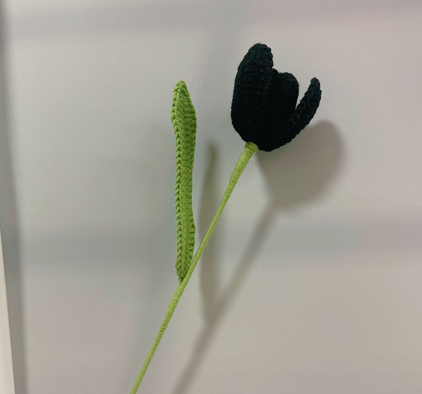 Handmade Crochet Petal Tulip Bouquet – Knitted Yarn Potted Flowers for Home Decor & Gifts