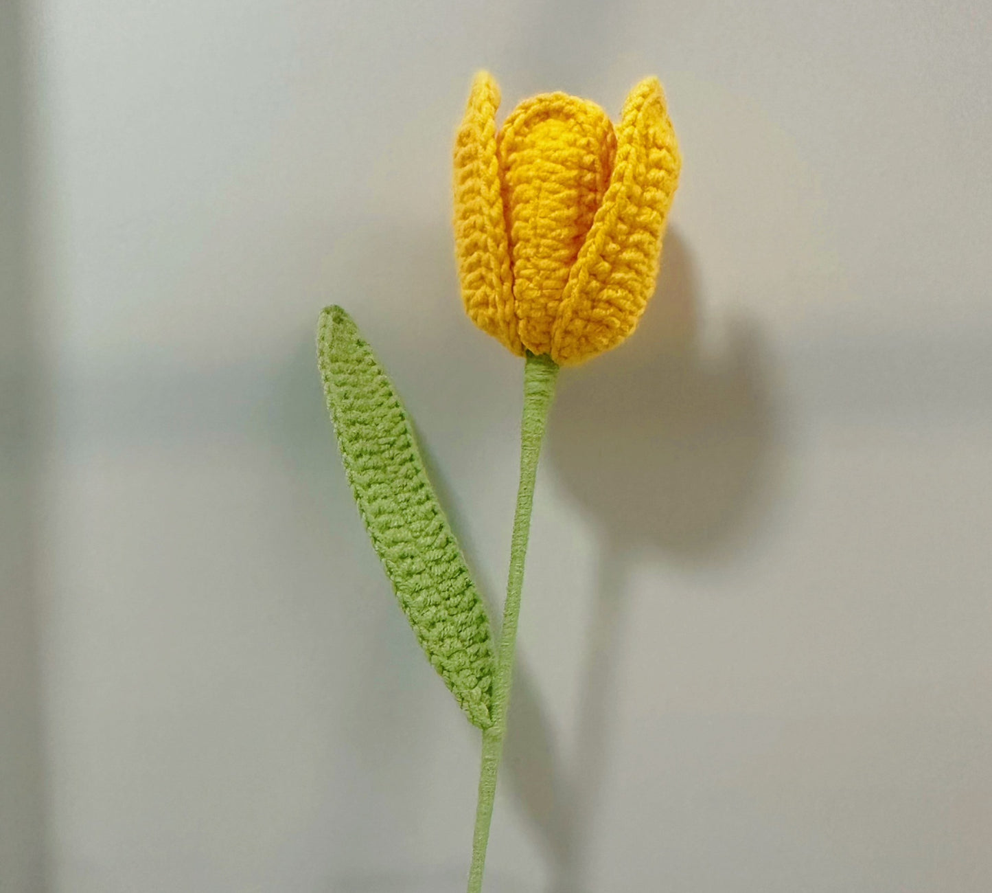 Handmade Crochet Petal Tulip Bouquet – Knitted Yarn Potted Flowers for Home Decor & Gifts