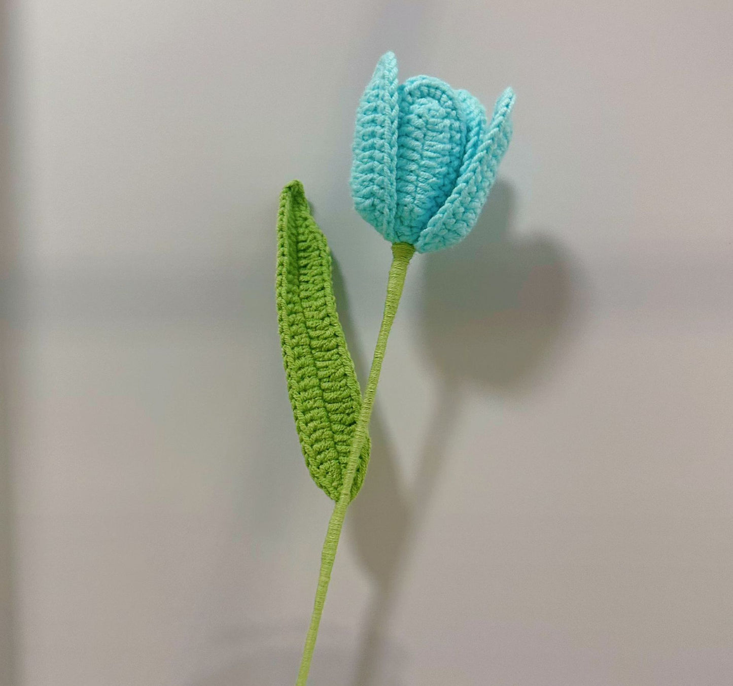 Handmade Crochet Petal Tulip Bouquet – Knitted Yarn Potted Flowers for Home Decor & Gifts
